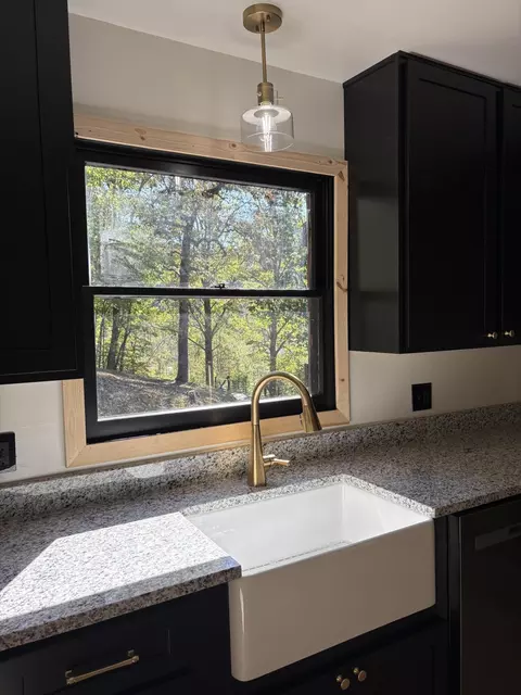 Kitchen - 68 Star Gap Rd, Stanton, KY 40380 photo 3 of 3