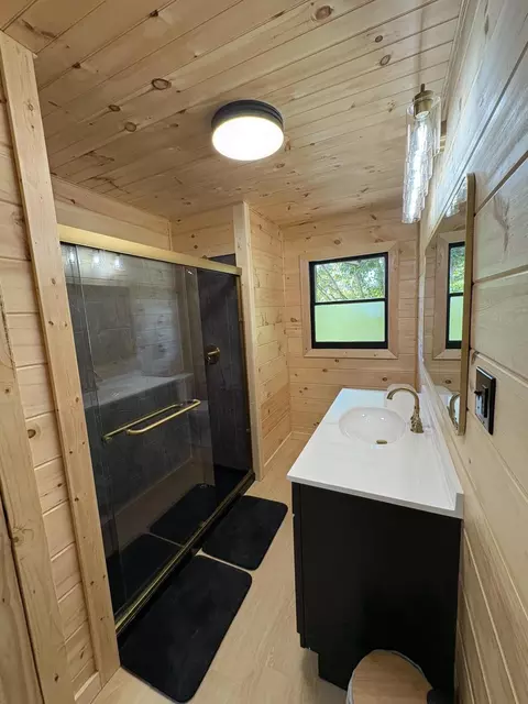 Bath - 68 Star Gap Rd, Stanton, KY 40380 photo 1 of 2