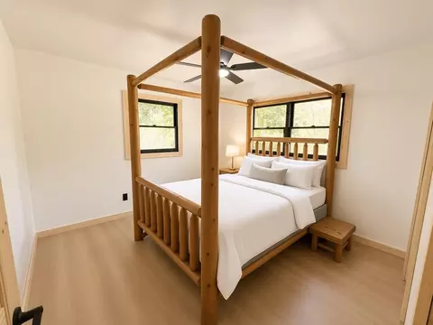 Bedroom - 68 Star Gap Rd, Stanton, KY 40380 photo 1 of 4