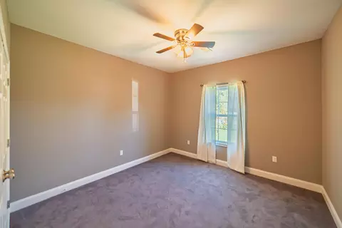 Bedroom - 1709 Holiday Dr, Murray, KY 42071 photo 6 of 6