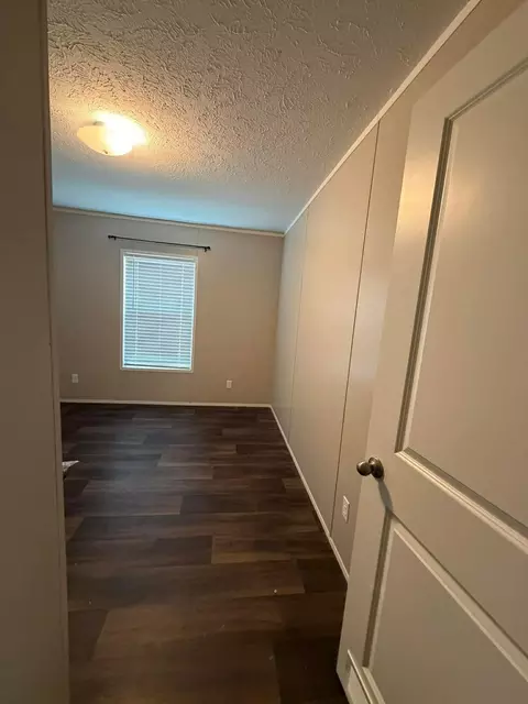 Bedroom - 130 Patsy Rd, Irvine, KY 40336 photo 1 of 1
