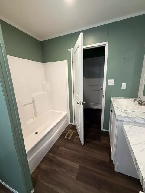 Bath - 130 Patsy Rd, Irvine, KY 40336 photo 6 of 6