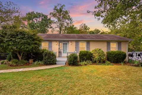 3499 Ormond Cir, Lexington, KY 40517