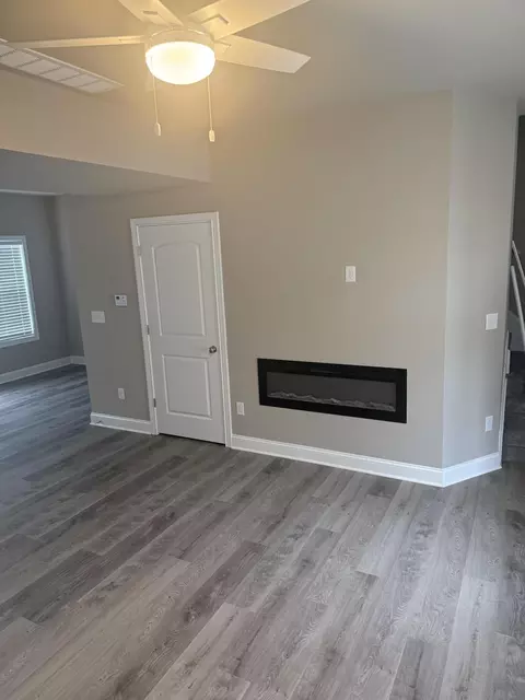 Living - 305 Fields St, Paris, KY 40361 photo 1 of 2