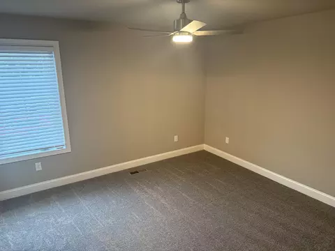 Bedroom - 305 Fields St, Paris, KY 40361 photo 3 of 3