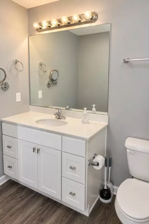 Bath - 159 John Davis Dr, Georgetown, KY 40324 photo 1 of 4