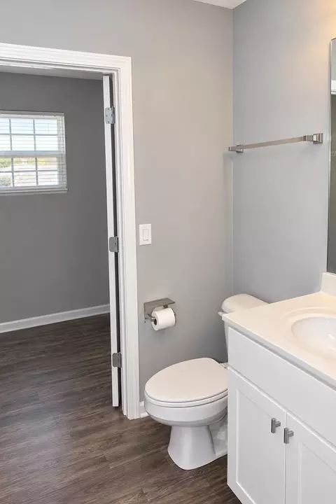 Bath - 159 John Davis Dr, Georgetown, KY 40324 photo 3 of 4