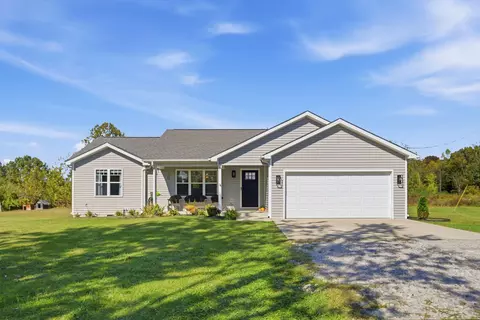 Exterior - 475 Flint Rd, Waco, KY 40385 photo 3 of 9