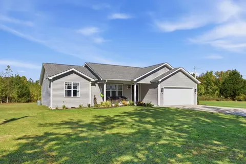 Exterior - 475 Flint Rd, Waco, KY 40385 photo 7 of 9