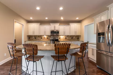 Kitchen - 139 Waterside Dr, Georgetown, KY 40324 photo 1 of 4