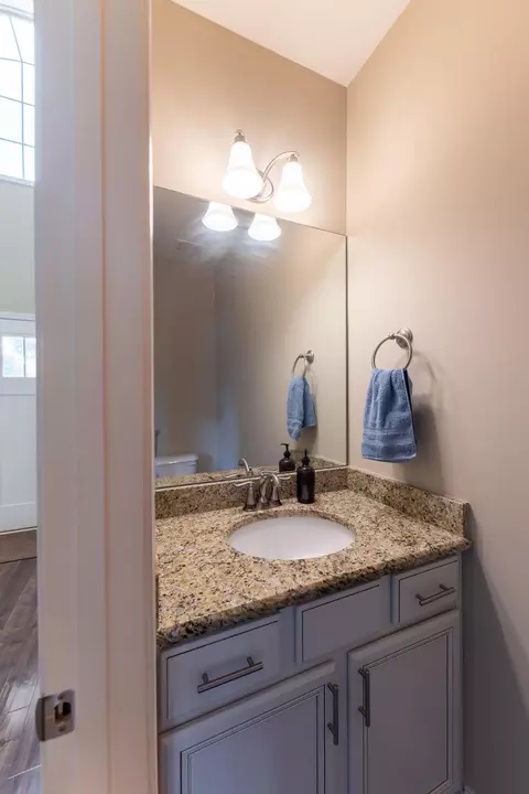 Bath - 139 Waterside Dr, Georgetown, KY 40324 photo 5 of 5