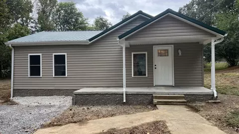 514 Pine Ave, Calvert City, KY 42029