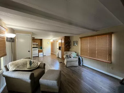 Living - 131 Tacklebox Ln, Murray, KY 42071 photo 2 of 2