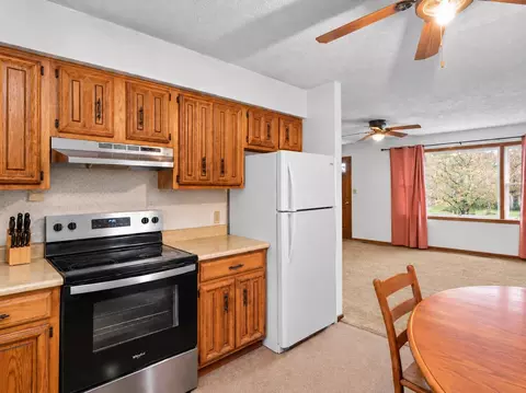 Kitchen - 1633 Highland Rd, Jackson, KY 41339 photo 5 of 5