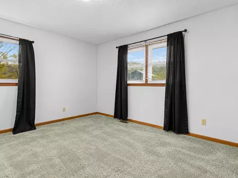 Bedroom - 1633 Highland Rd, Jackson, KY 41339 photo 4 of 7