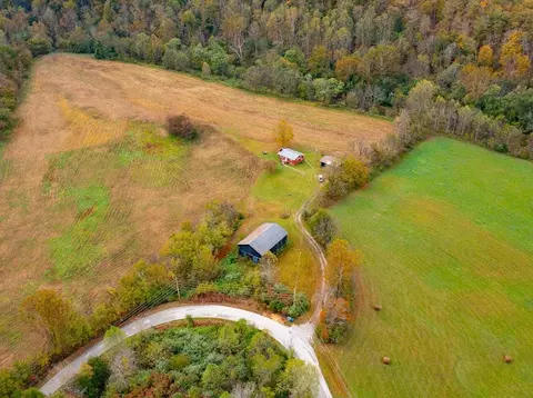 View/Area - 1633 Highland Rd, Jackson, KY 41339 photo 8 of 8