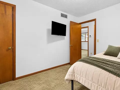 Bedroom - 1633 Highland Rd, Jackson, KY 41339 photo 2 of 7