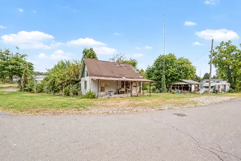 232 Elm St, Monticello, KY 42633
