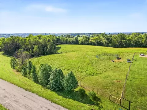 View/Area - 761 Texas Loop Rd, Springfield, KY 40069 photo 10 of 22