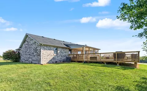 Exterior - 761 Texas Loop Rd, Springfield, KY 40069 photo 7 of 15