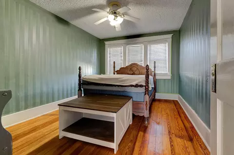 Bedroom - 116 E High St, Mount Sterling, KY 40353 photo 2 of 3