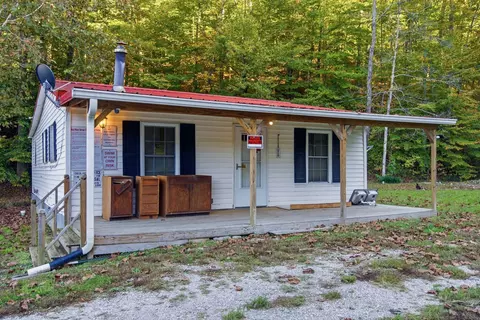 Exterior - 2270 Star Gap Rd, Stanton, KY 40380 photo 7 of 18