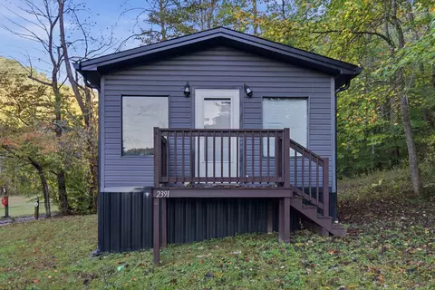Exterior - 2270 Star Gap Rd, Stanton, KY 40380 photo 5 of 18