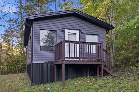 Exterior - 2270 Star Gap Rd, Stanton, KY 40380 photo 4 of 18