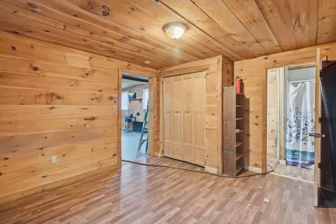 Entry Way - 2270 Star Gap Rd, Stanton, KY 40380 photo 2 of 2