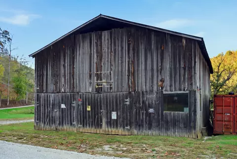Exterior - 2270 Star Gap Rd, Stanton, KY 40380 photo 1 of 18