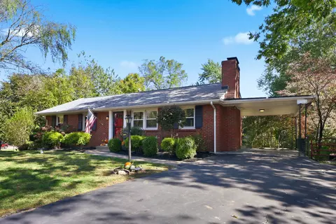 1091 Claridge Ct, Lexington, KY 40504