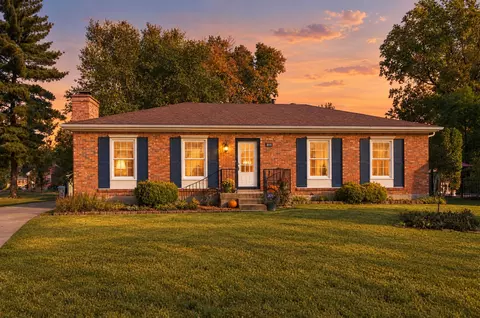 9111 Danby Ct, Louisville, KY 40291
