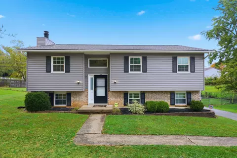 3604 Remora Dr, Lexington, KY 40517