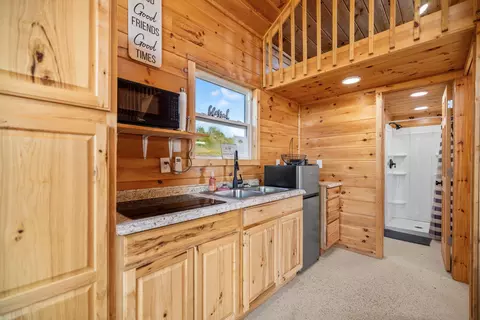 Kitchen - 320 Paradise Ln, Soft Shell, KY 41831 photo 1 of 2