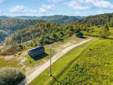View/Area - 320 Paradise Ln, Soft Shell, KY 41831 photo 3 of 21