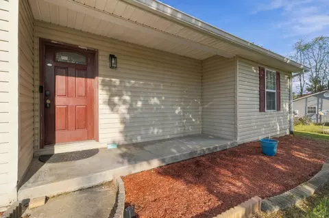 Exterior - 39 Dustin Ln, Eubank, KY 42567 photo 4 of 9