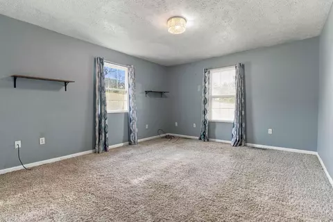 Bedroom - 39 Dustin Ln, Eubank, KY 42567 photo 4 of 7
