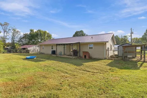 Exterior - 39 Dustin Ln, Eubank, KY 42567 photo 8 of 9