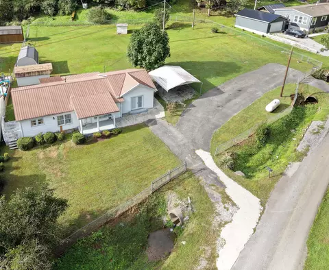 View/Area - 27 Gap Branch Rd, Millstone, KY 41838 photo 2 of 5