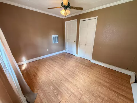 Bedroom - 27 Gap Branch Rd, Millstone, KY 41838 photo 3 of 4