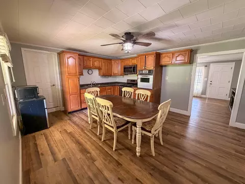 Dining - 27 Gap Branch Rd, Millstone, KY 41838 photo 1 of 3