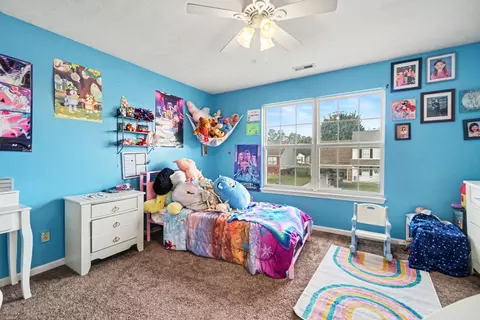 Bedroom - 103 Bainbridge Dr, Georgetown, KY 40324 photo 2 of 5