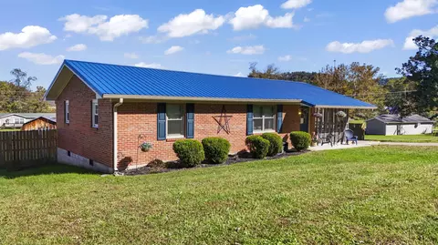 Exterior - 48 Meadow Dr, Stanton, KY 40380 photo 2 of 7