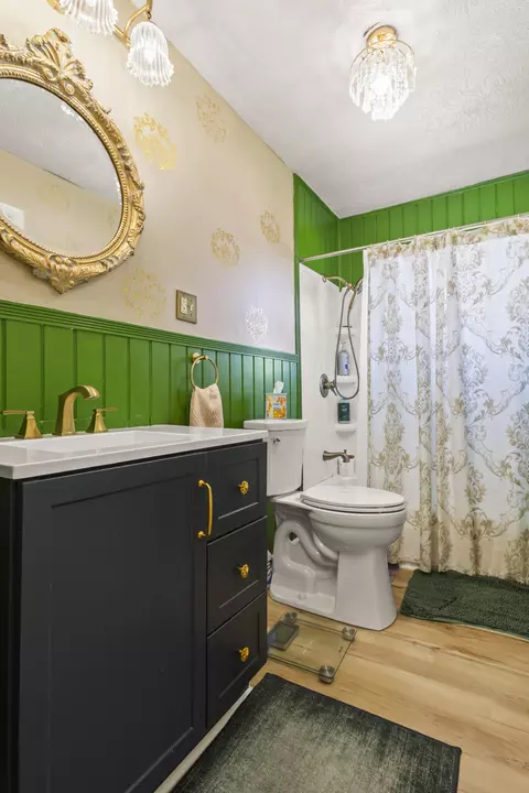 Bath - 48 Meadow Dr, Stanton, KY 40380 photo 2 of 2