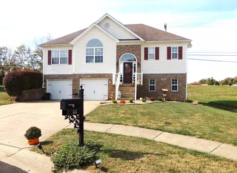 44 Northcountry Dr, Shelbyville, KY 40065