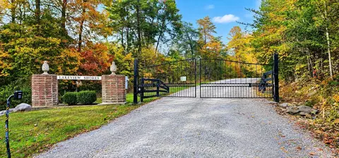 9 Buck Tail Dr, Burnside, KY 42519 photo 2