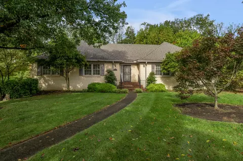 3549 Cornwall Dr, Lexington, KY 40503