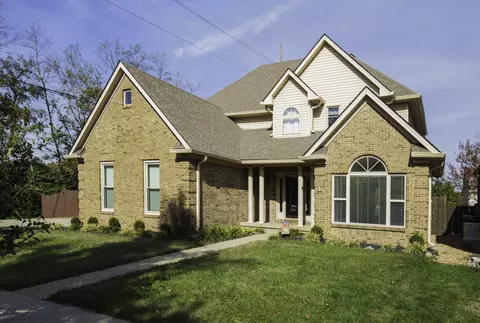 3609 Fair Ridge Dr, Lexington, KY 40509