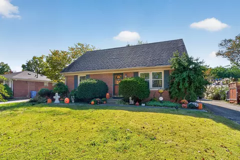 646 Hyden Ct, Lexington, KY 40505