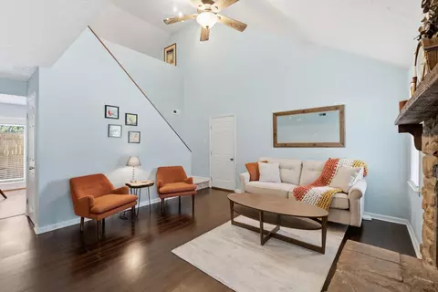 200 Jon Allen Ln, Lexington, KY 40515